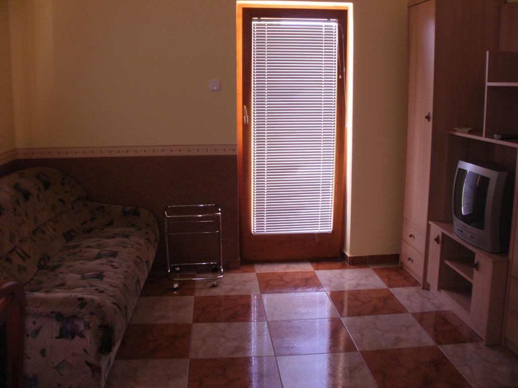 Bodzavirag Apartman Zalakaros Exterior foto